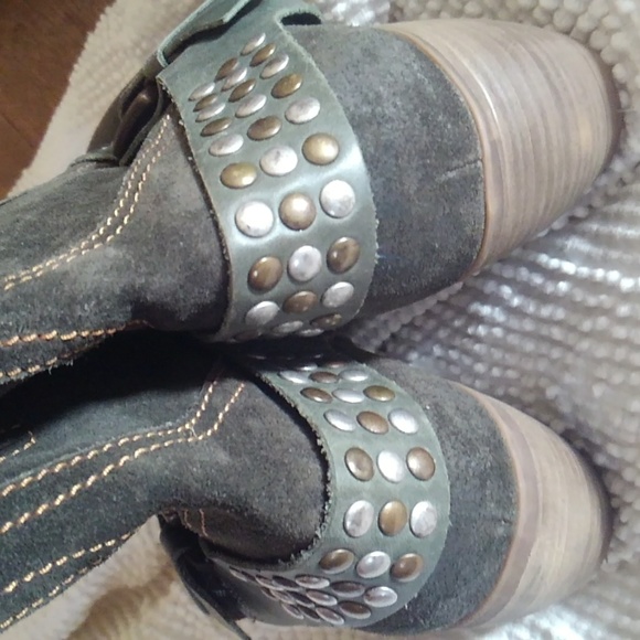 Suede moto Boots - Picture 7 of 7